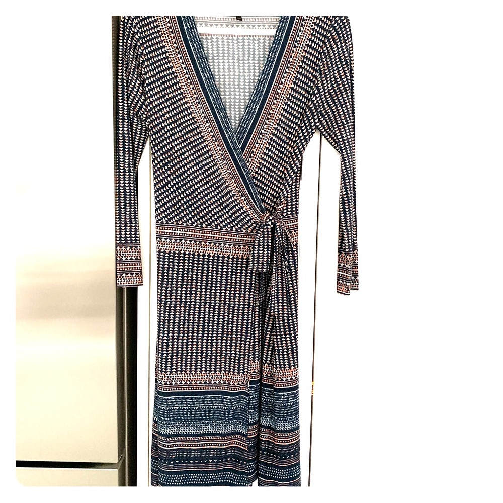 BCBGMaxAzria Navy and White Long-Sleeve Wrap Dress